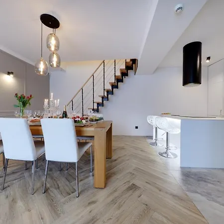 Apartman Heaven 115 M2 -3 Eleganckie Sypialnie ,kominek I Wanna W Sypialni Katowice