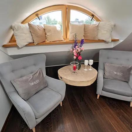 Luxury Heaven Apartment - 116 M2 Fireplace 3 Bedroom - Free Parking Apartmán