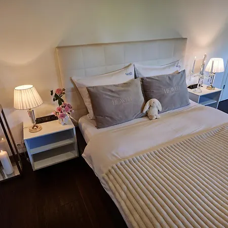 Luxury Heaven Apartment - 116 M2 Fireplace 3 Bedroom - Free Parking Daire Katoviçe