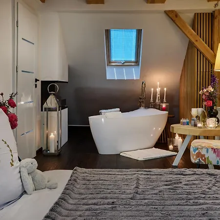 Luxury Heaven Apartment - 116 M2 Fireplace 3 Bedroom - Free Parking *