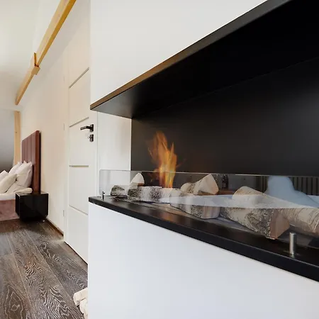 Luxury Heaven Apartment - 116 M2 Fireplace 3 Bedroom - Free Parking *