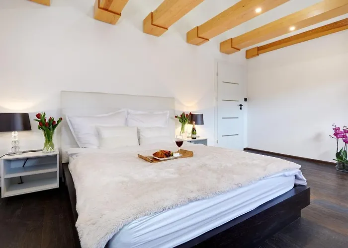 Heaven - 115 M2 - Kominek Oraz Wanna W Sypialni , Parking דירה