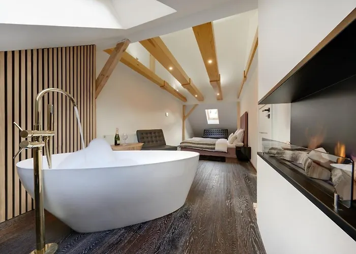 Heaven - 115 M2 - Kominek Oraz Wanna W Sypialni , Parking * קטוביץ