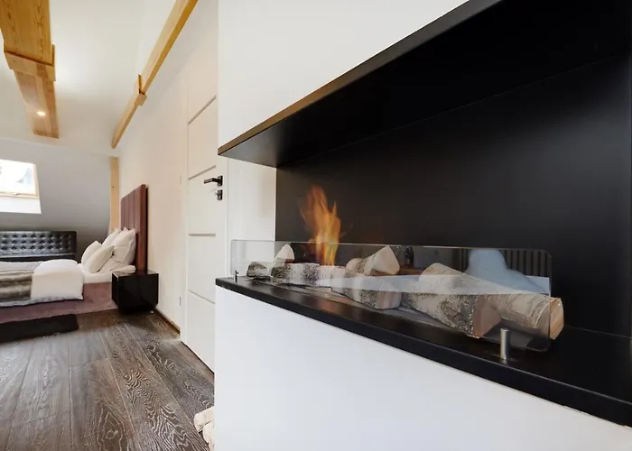 Heaven - 115 M2 - Kominek Oraz Wanna W Sypialni , Parking דירה קטוביץ