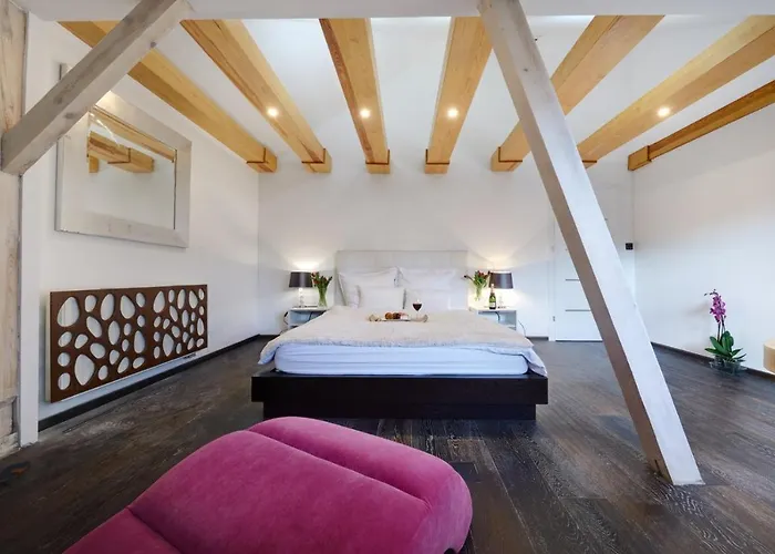 Heaven - 115 M2 - Kominek Oraz Wanna W Sypialni , Parking アパート カトヴィツェ